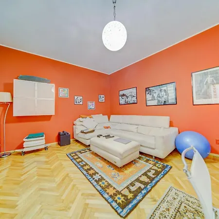 A Casa Di Fanalb - Franca Homestay Lisanza